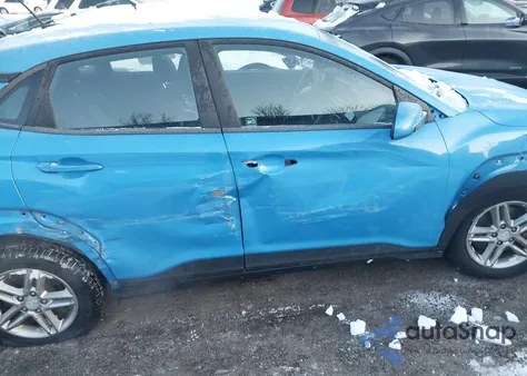 2018 Hyundai Kona Se z USA, uszkodzony, nr VIN KM8K1CAA2JU136361